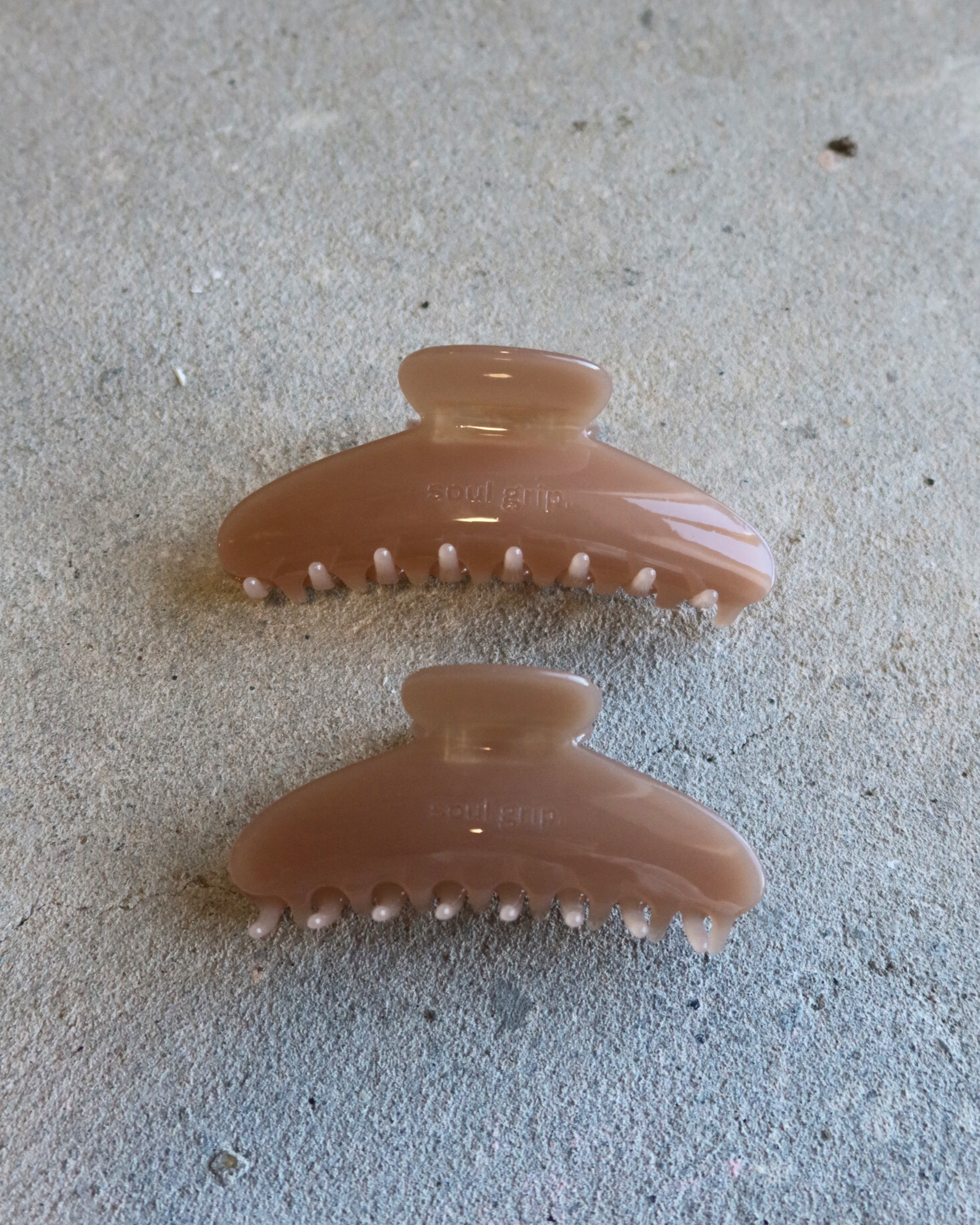 SOUL GRIP CLAW CLIP - TOFFEE