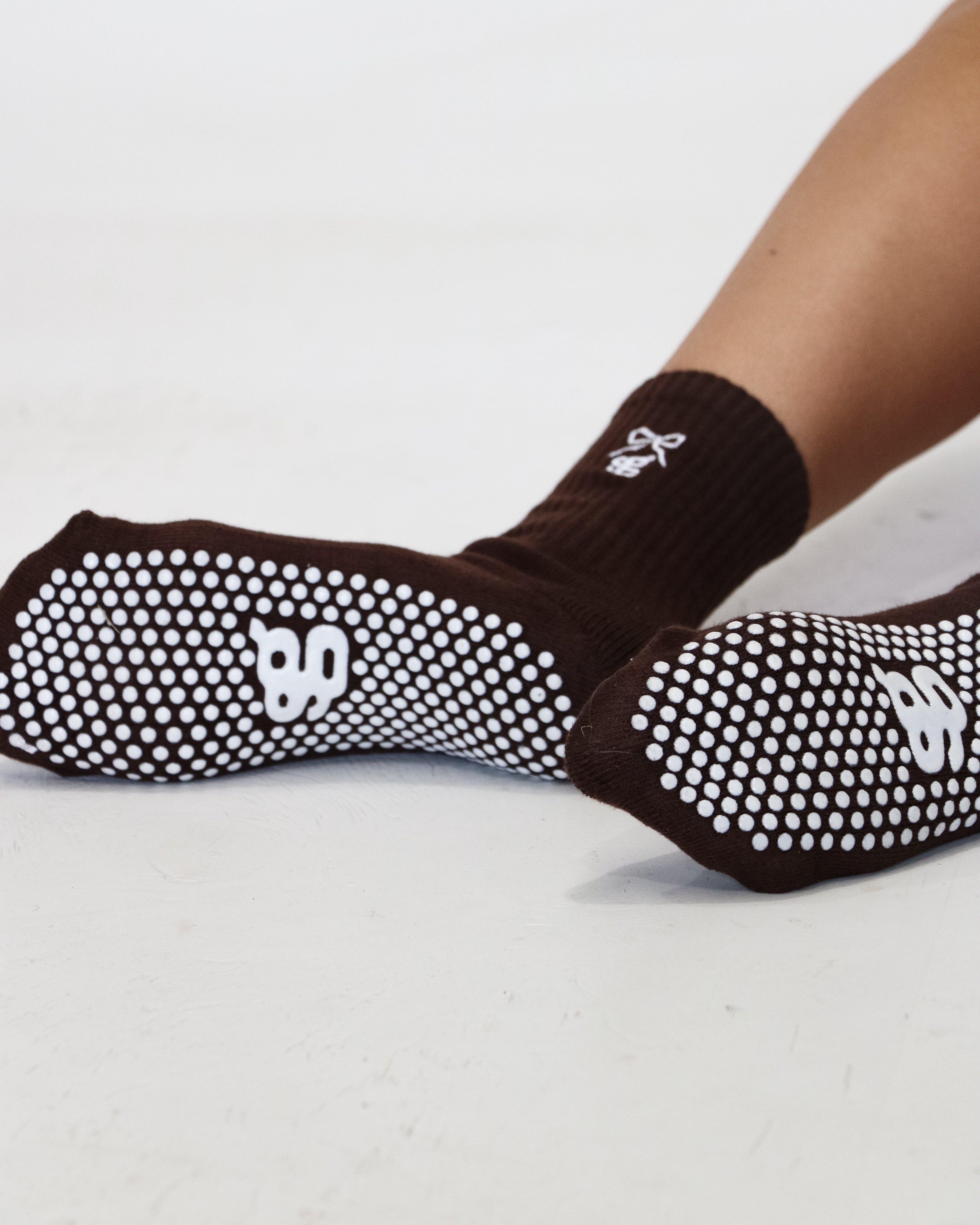 CLASSIC CREW - CHOCOLATE BOW